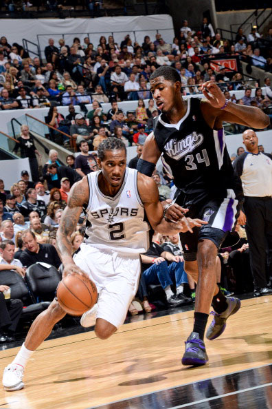 谁负责发球 谁负责发球