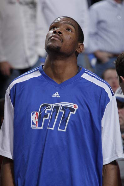 护人拉出禁 护人拉出禁